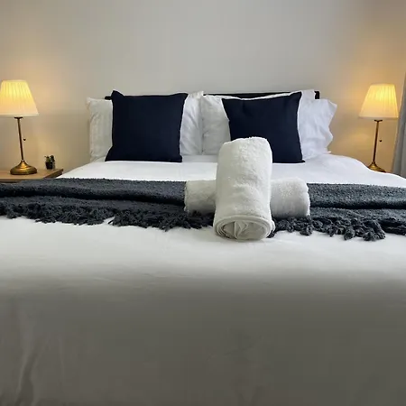 Two Bedroom Flat Lejlighed *