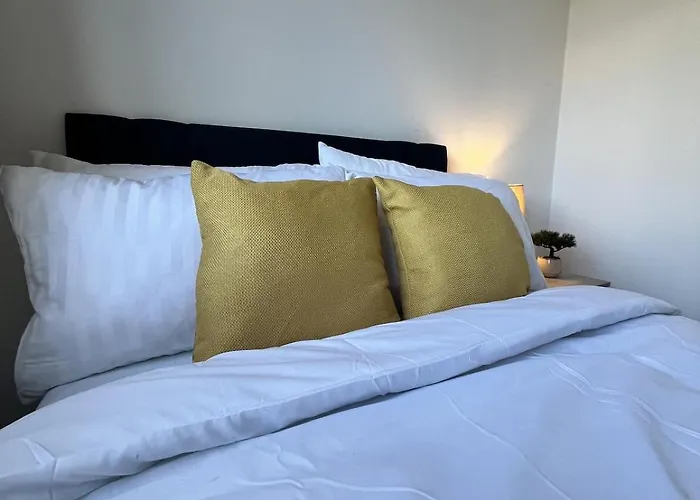 アパート Two Bedroom Flat