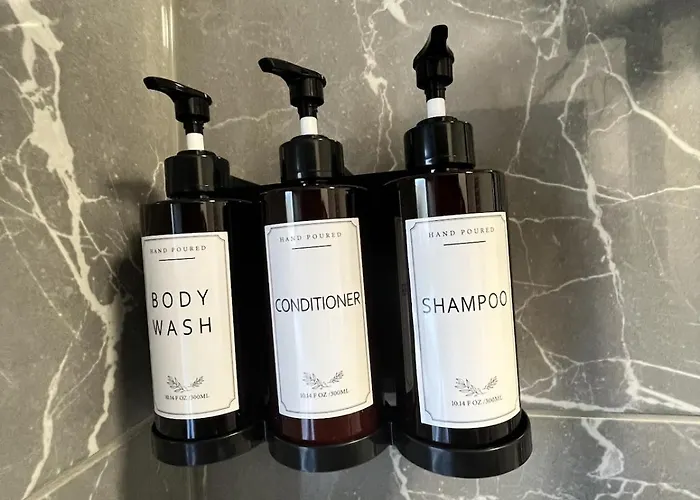 Two Bedroom Flat アパート ブリストル