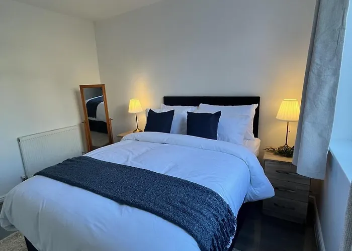 Two Bedroom Flat ブリストル